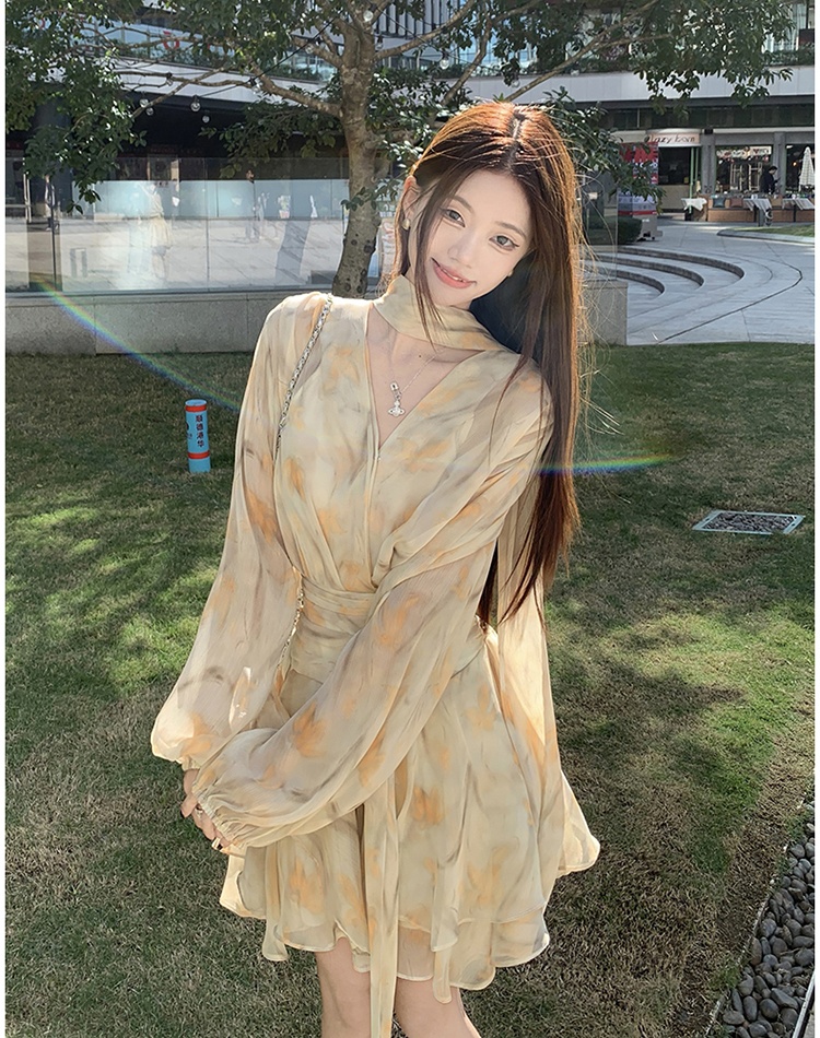 Floral yellow dress lady large yard T-back 2pcs set