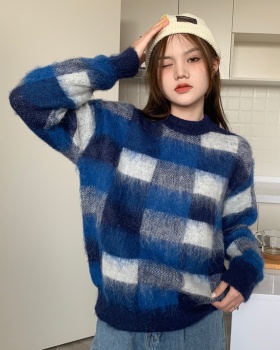 Plaid mohair mixed colors pullover long sleeve loose sweater