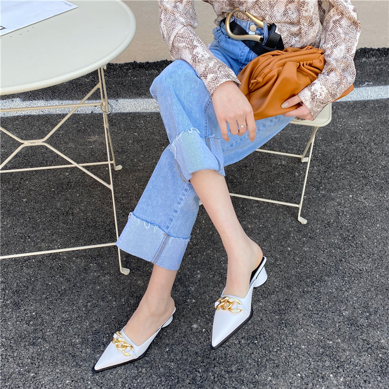 Spring wears outside pointed slippers for women