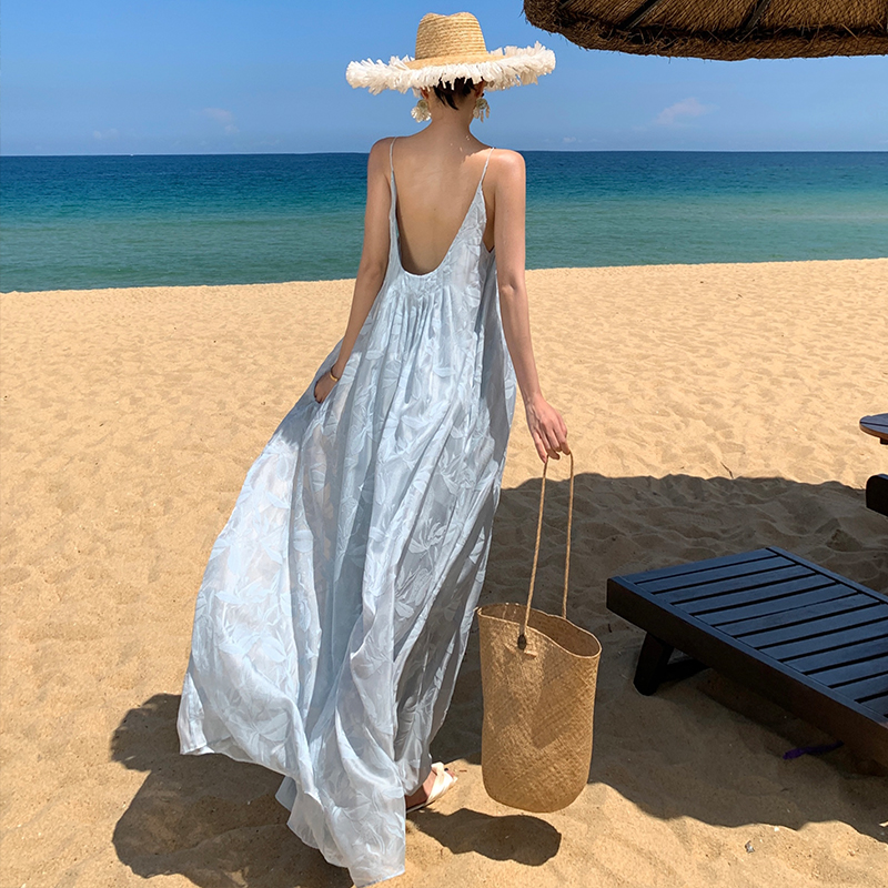 Seaside vacation lady sling temperament fold dress