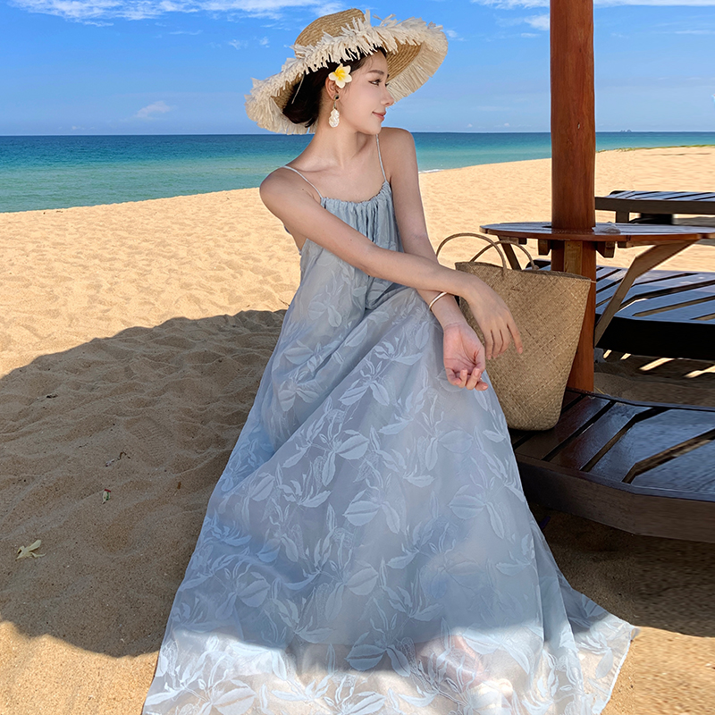 Seaside vacation lady sling temperament fold dress