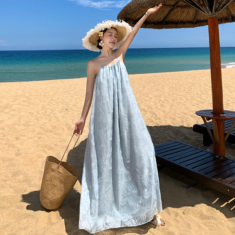 Seaside vacation lady sling temperament fold dress