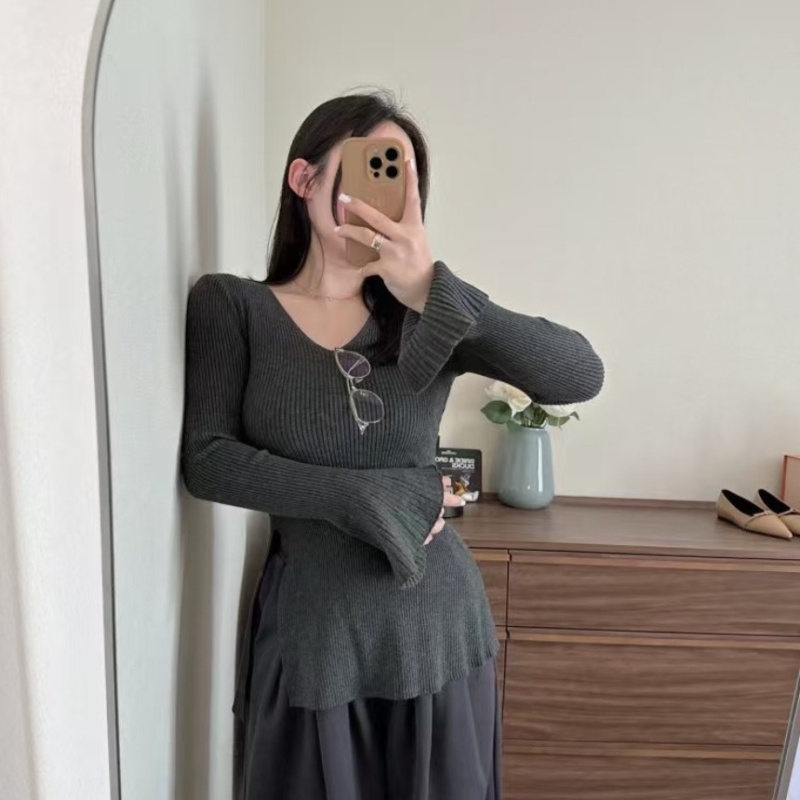 V-neck irregular spring trumpet sleeves Korean style sweater