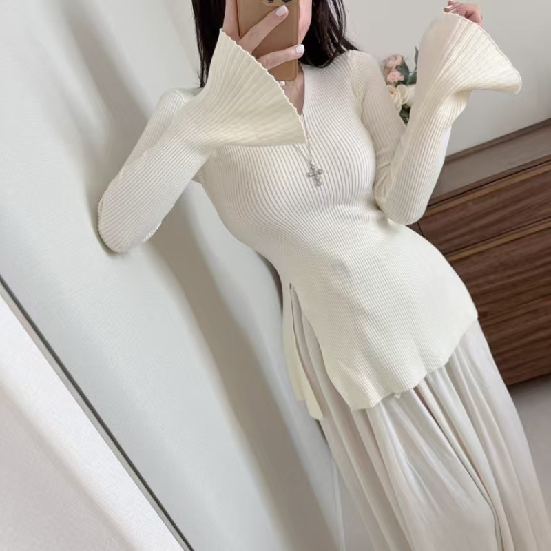 V-neck irregular spring trumpet sleeves Korean style sweater