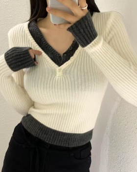 Slim Korean style temperament Pseudo-two V-neck sweater