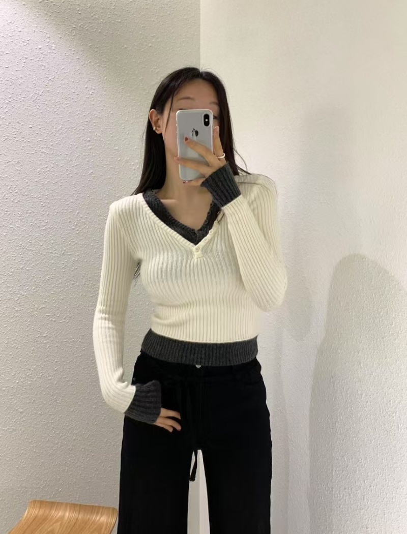 Slim Korean style temperament Pseudo-two V-neck sweater