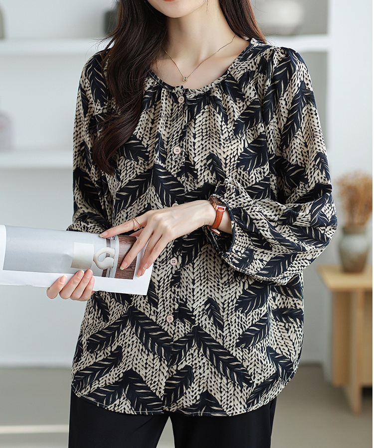 Round neck bottoming shirt large yard shirt for women