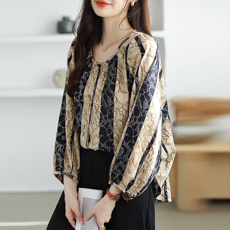 Korean style chiffon round neck all-match shirt for women