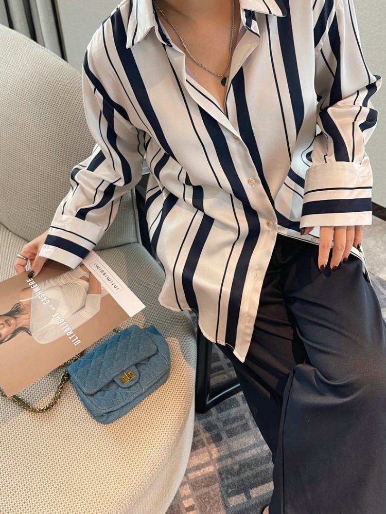 Long sleeve stripe simple shirt for women