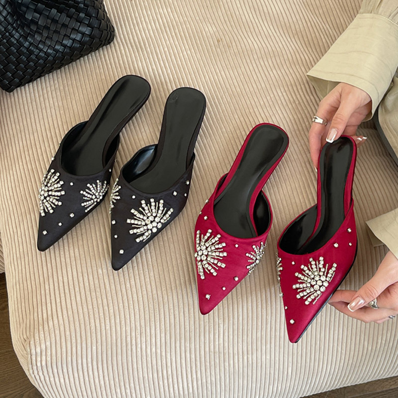 Autumn and winter pointed shoes spring flat slippers