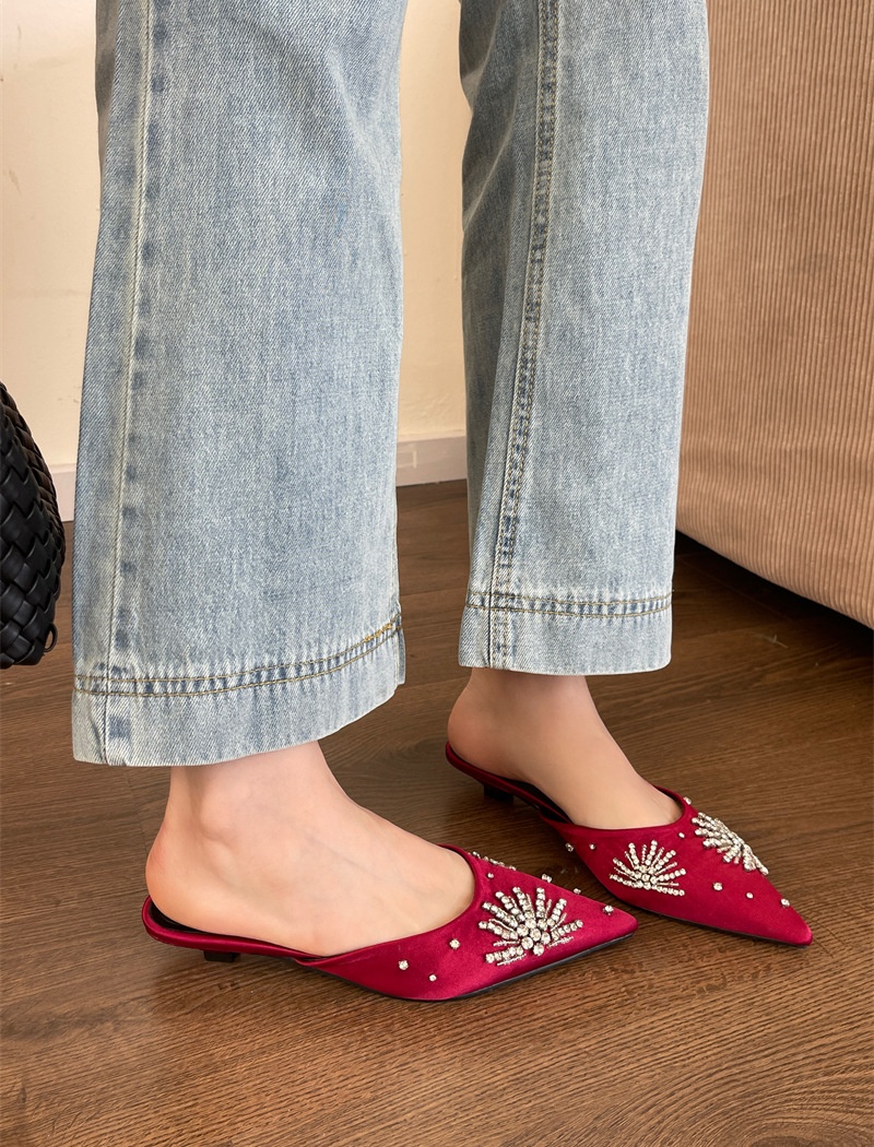 Autumn and winter pointed shoes spring flat slippers