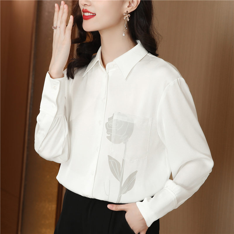 Commuting white elegant printing rose shirt