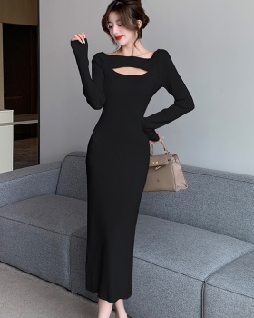 Niche autumn and winter dress Hepburn style long dress