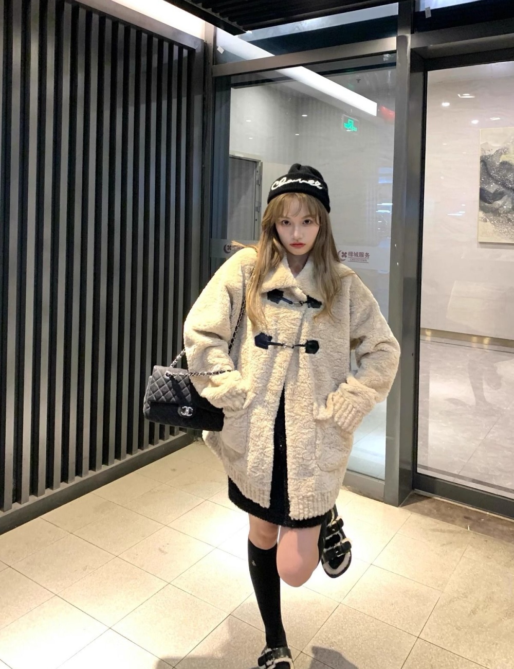 Retro thick overcoat hairy loose coat for women