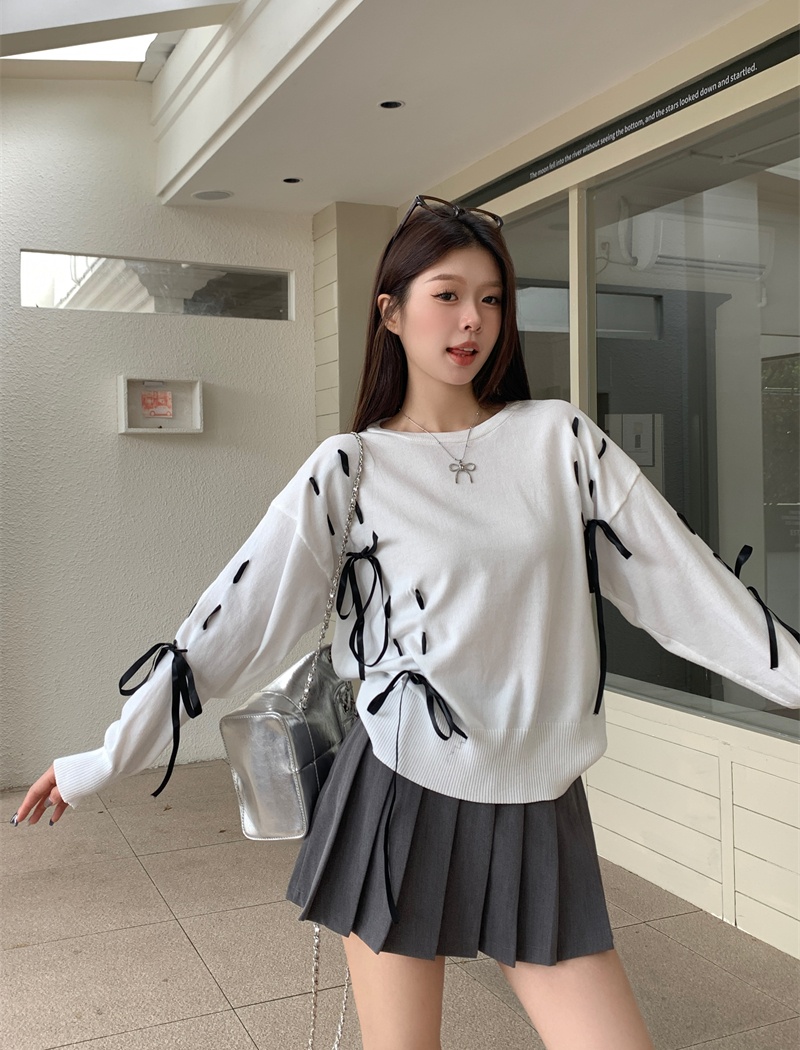 Loose round neck sweater bow bandage tops for women