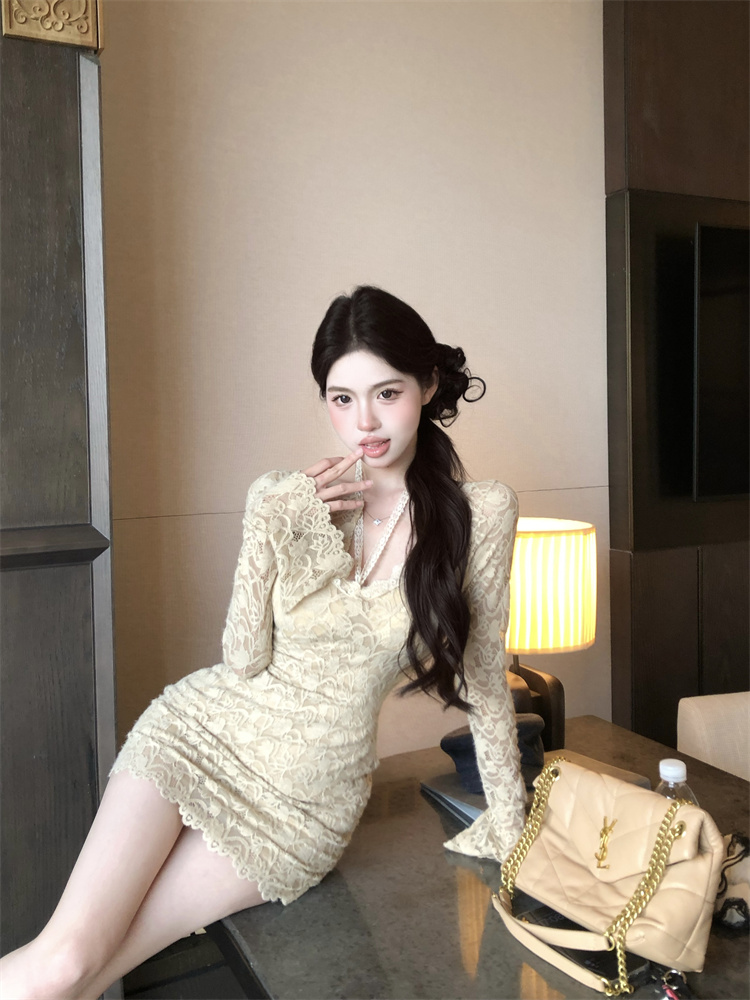 Spring short slim trumpet sleeves long sleeve lace dress