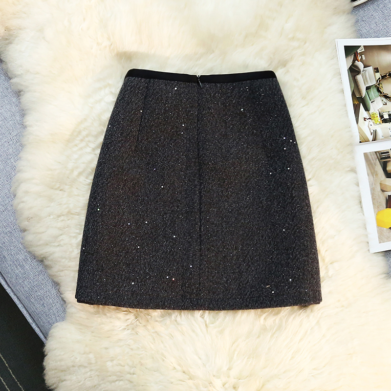 Woolen skirt