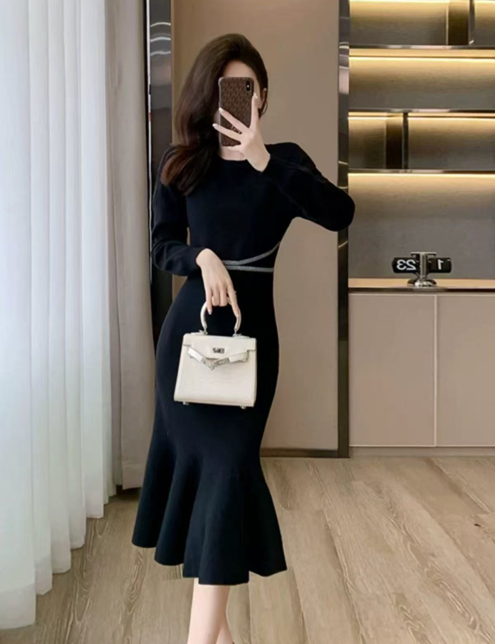 Round neck Hepburn style dress exceed knee sweater