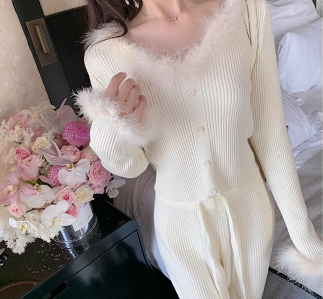 Slim short knitted sweater white bottoming cardigan