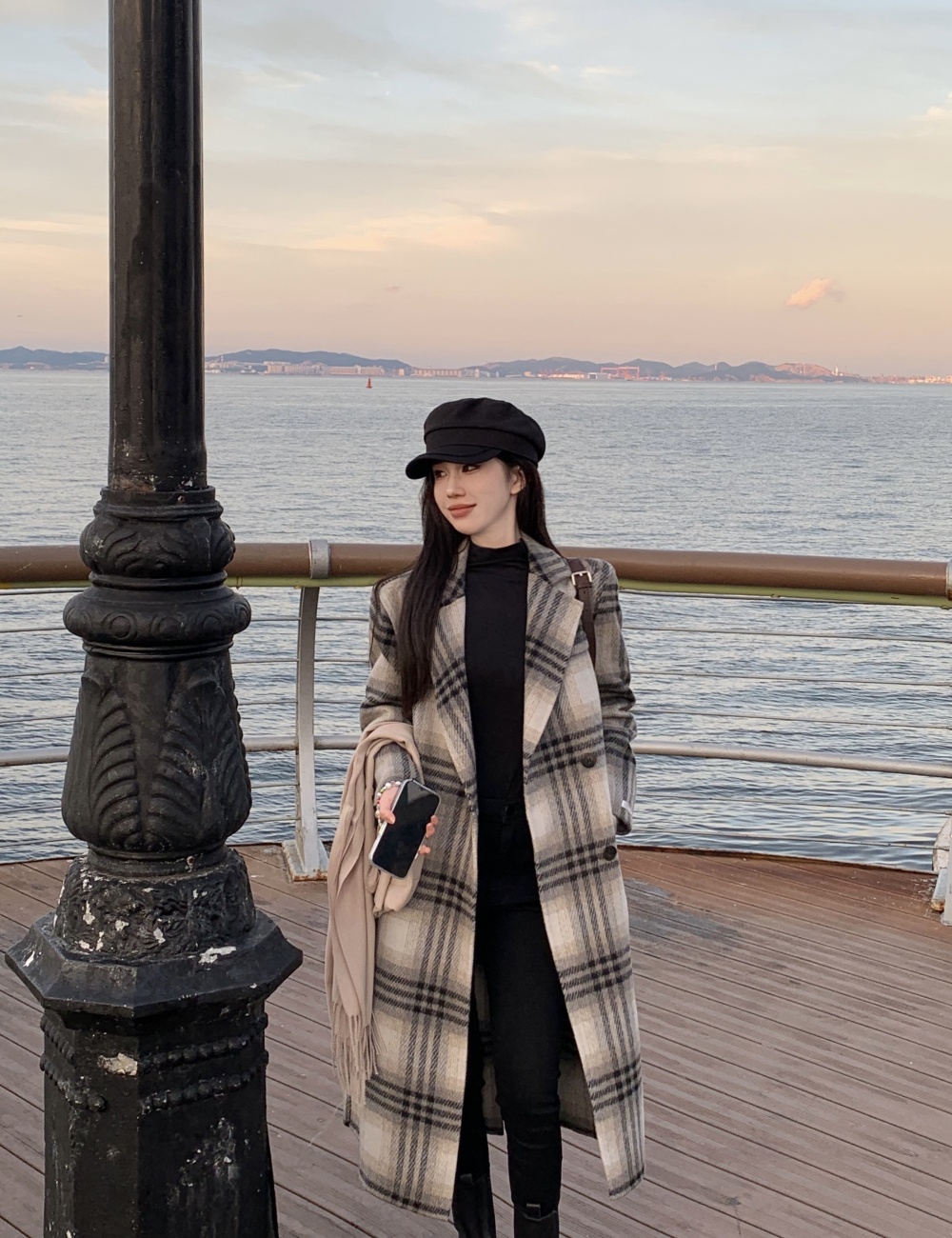 Loose plaid overcoat Casual Korean style coat for women