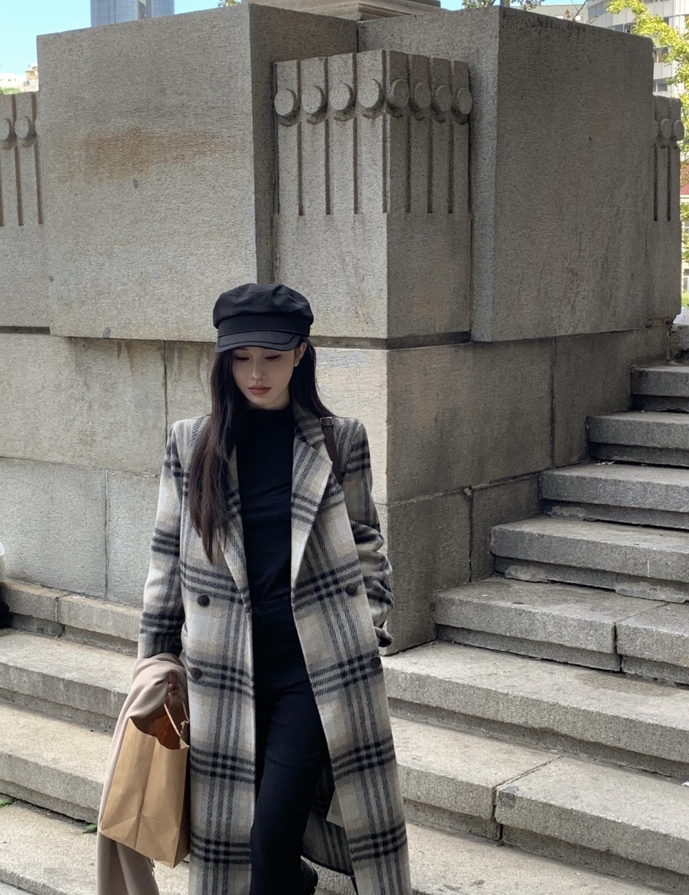 Loose plaid overcoat Casual Korean style coat for women