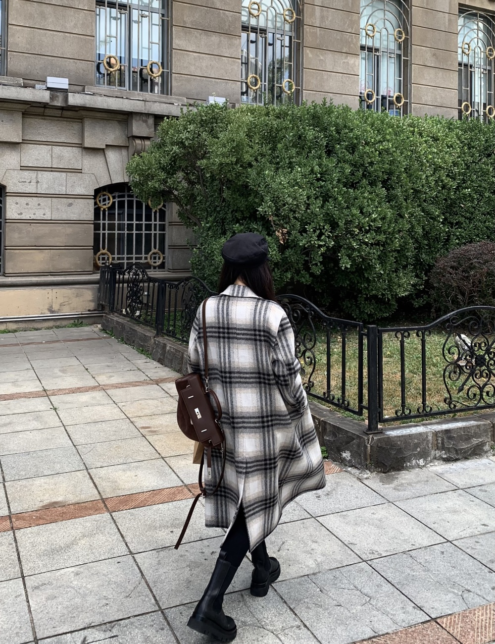 Loose plaid overcoat Casual Korean style coat for women