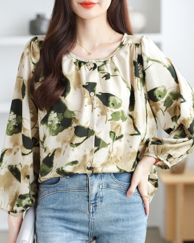 Spring Korean style printing round neck shirt