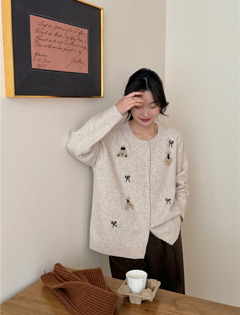 All-match loose lazy tops spring embroidery sweater