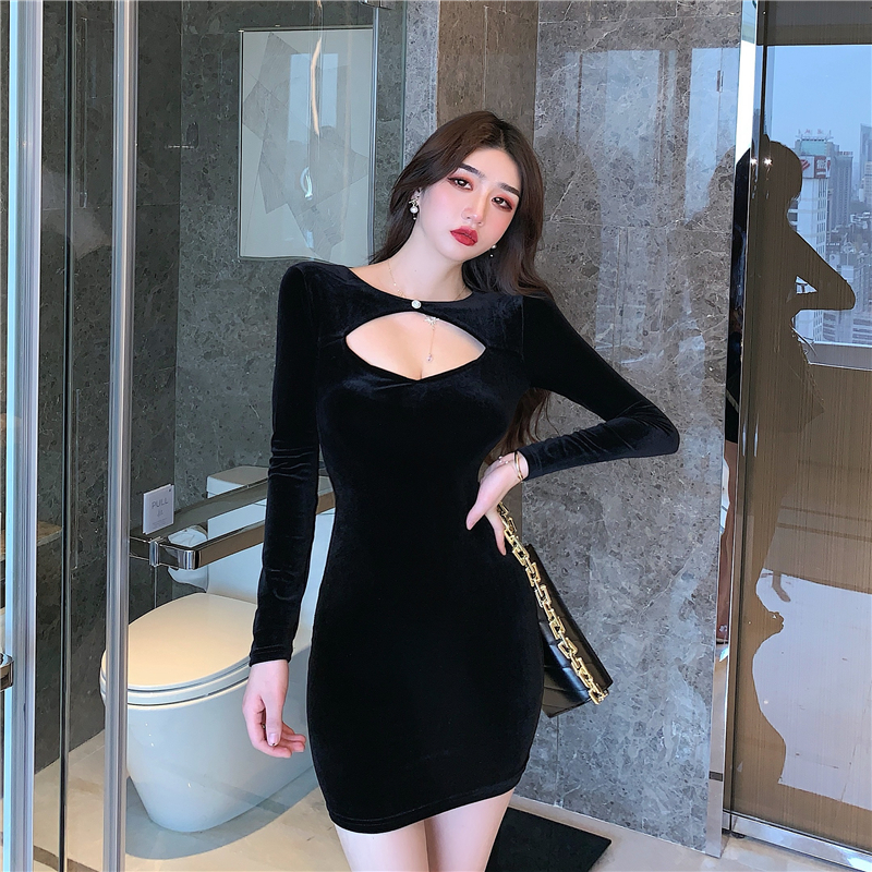 Bottoming chest hollow sexy package hip velvet dress