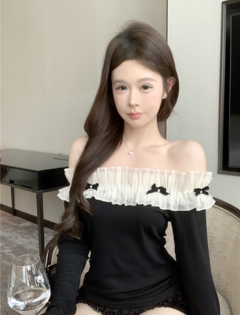 Spring temperament clavicle sexy enticement bottoming shirt