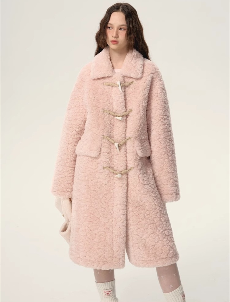 Sweet lambs wool cubs woolen coat lapel long winter coat