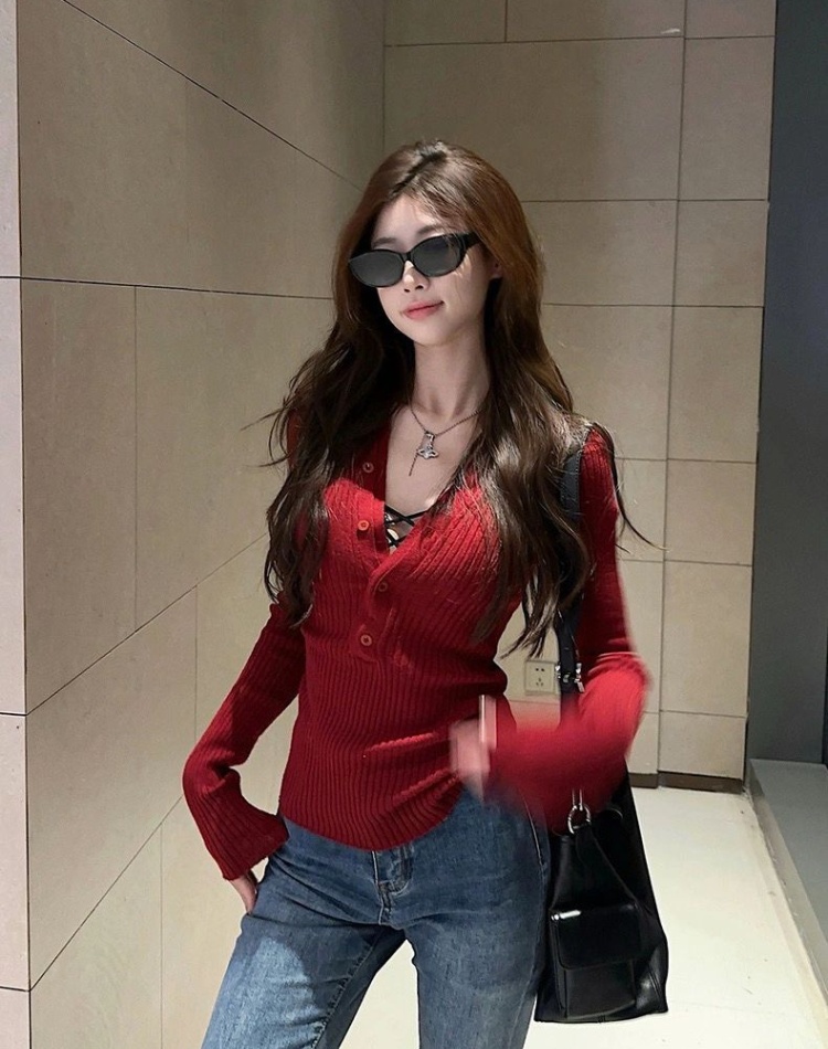 Knitted V-neck tops slim red bottoming shirt for women