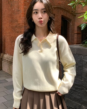 Loose Korean style buckle all-match bottoming sweater