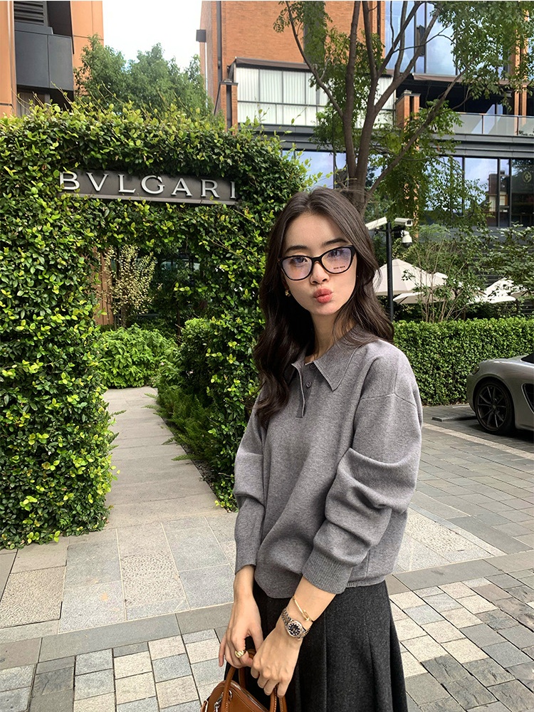 Loose Korean style buckle all-match bottoming sweater