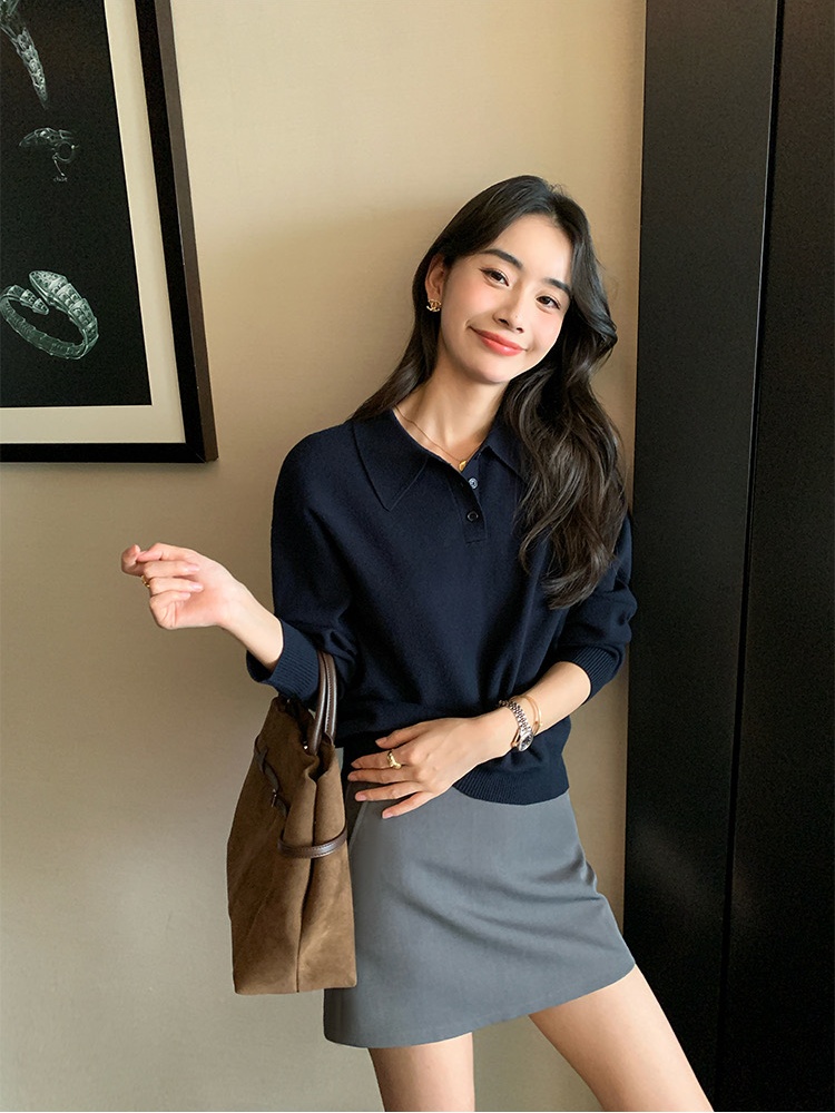 Loose Korean style buckle all-match bottoming sweater