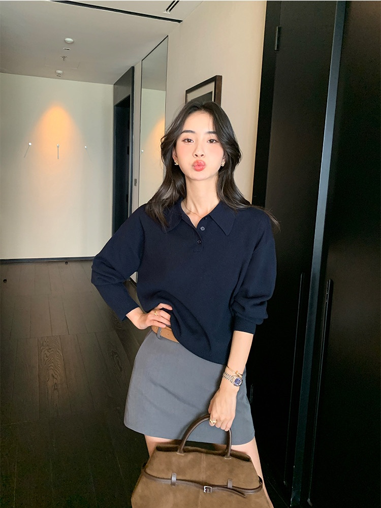 Loose Korean style buckle all-match bottoming sweater