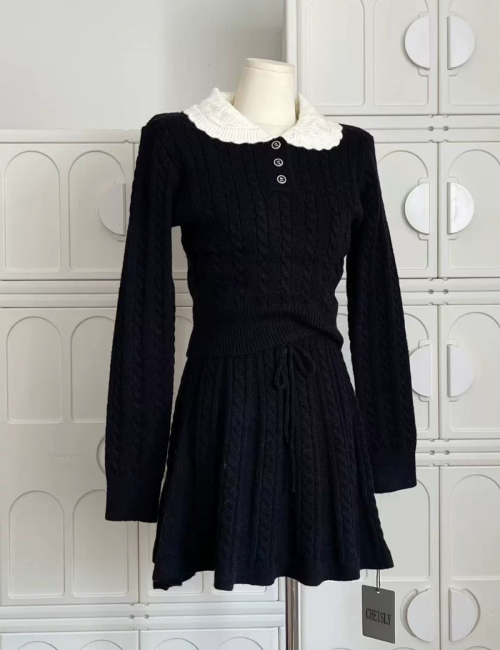 Black autumn and winter short skirt knitted skirt a set