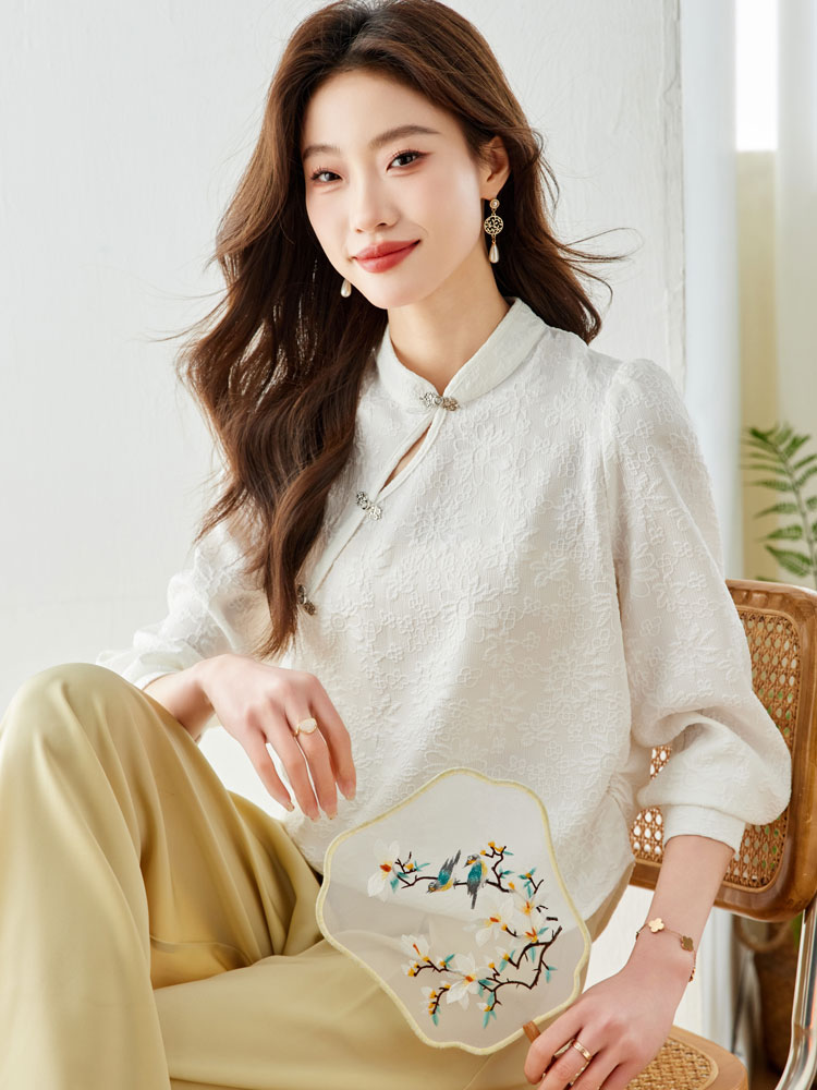 Chinese style long sleeve embroidery temperament spring shirt