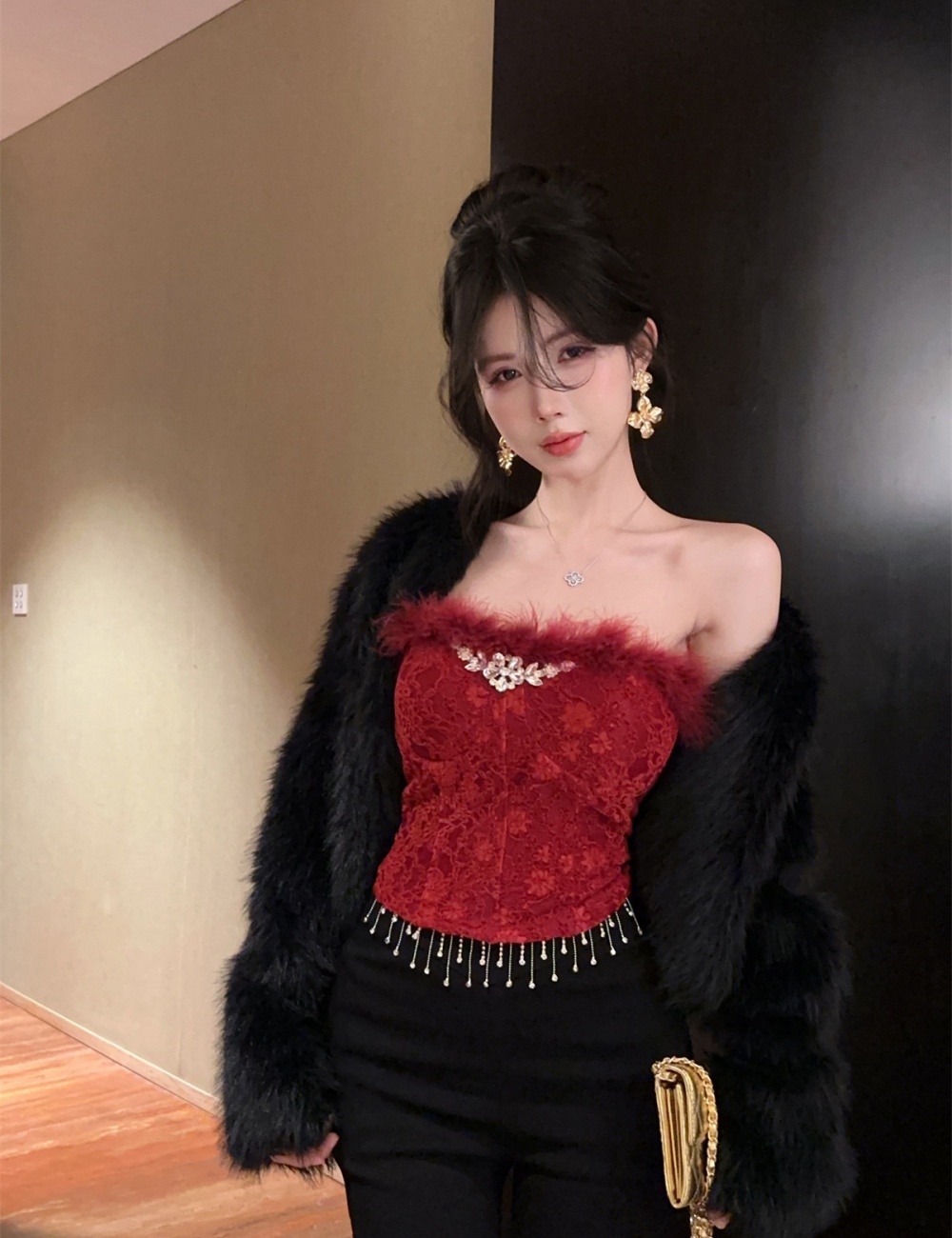 Winter France style lace enticement elmo inside the ride vest