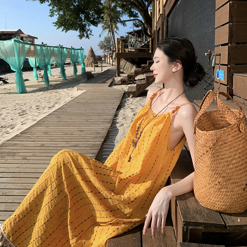 Vacation embroidery long dress seaside sling dress