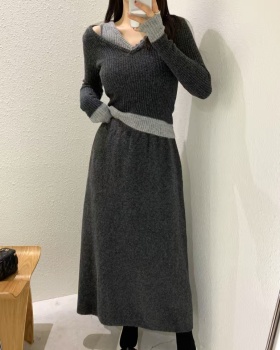 Mixed colors sweater Casual long skirt a set