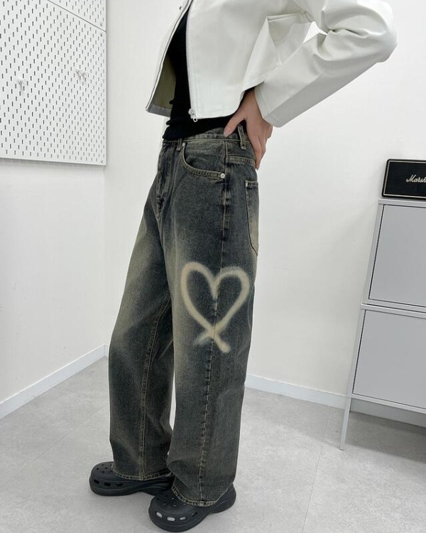 Washed heart jeans