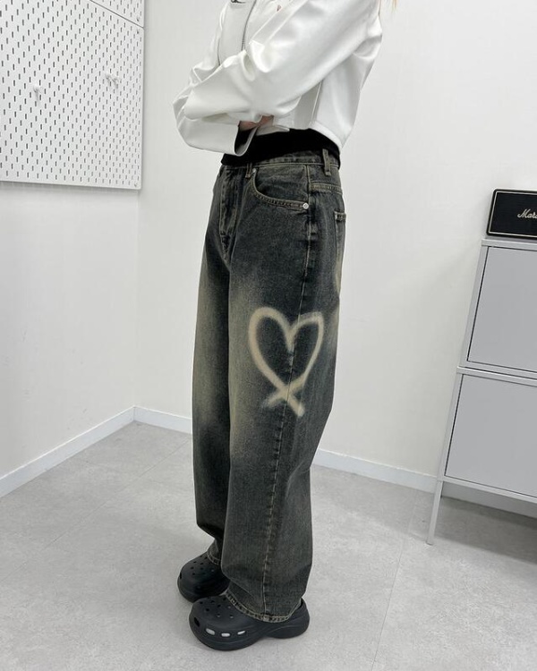 Washed heart jeans