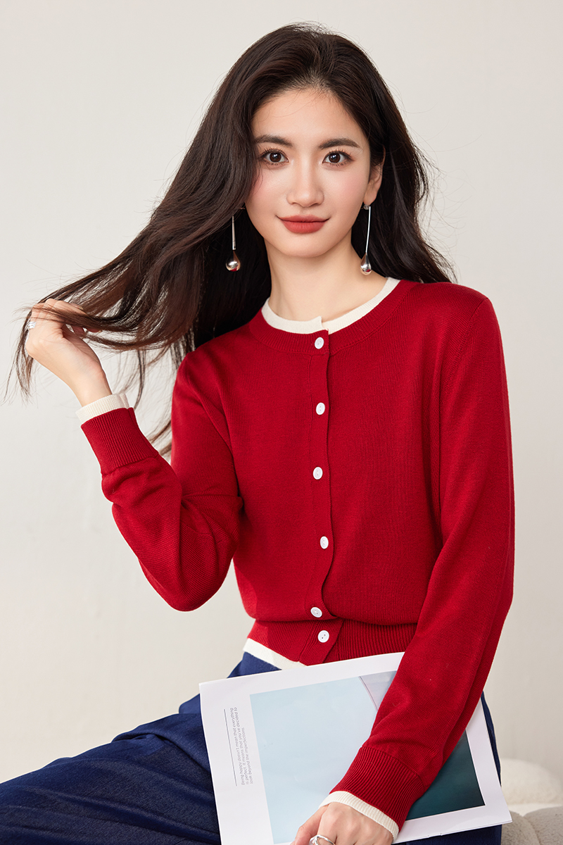 Splice Pseudo-two tops long sleeve sweater for women