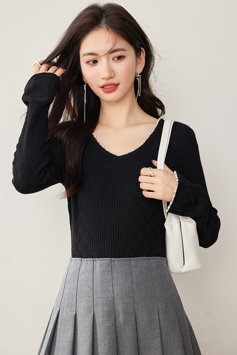 Temperament bottoming sweater niche beading tops for women