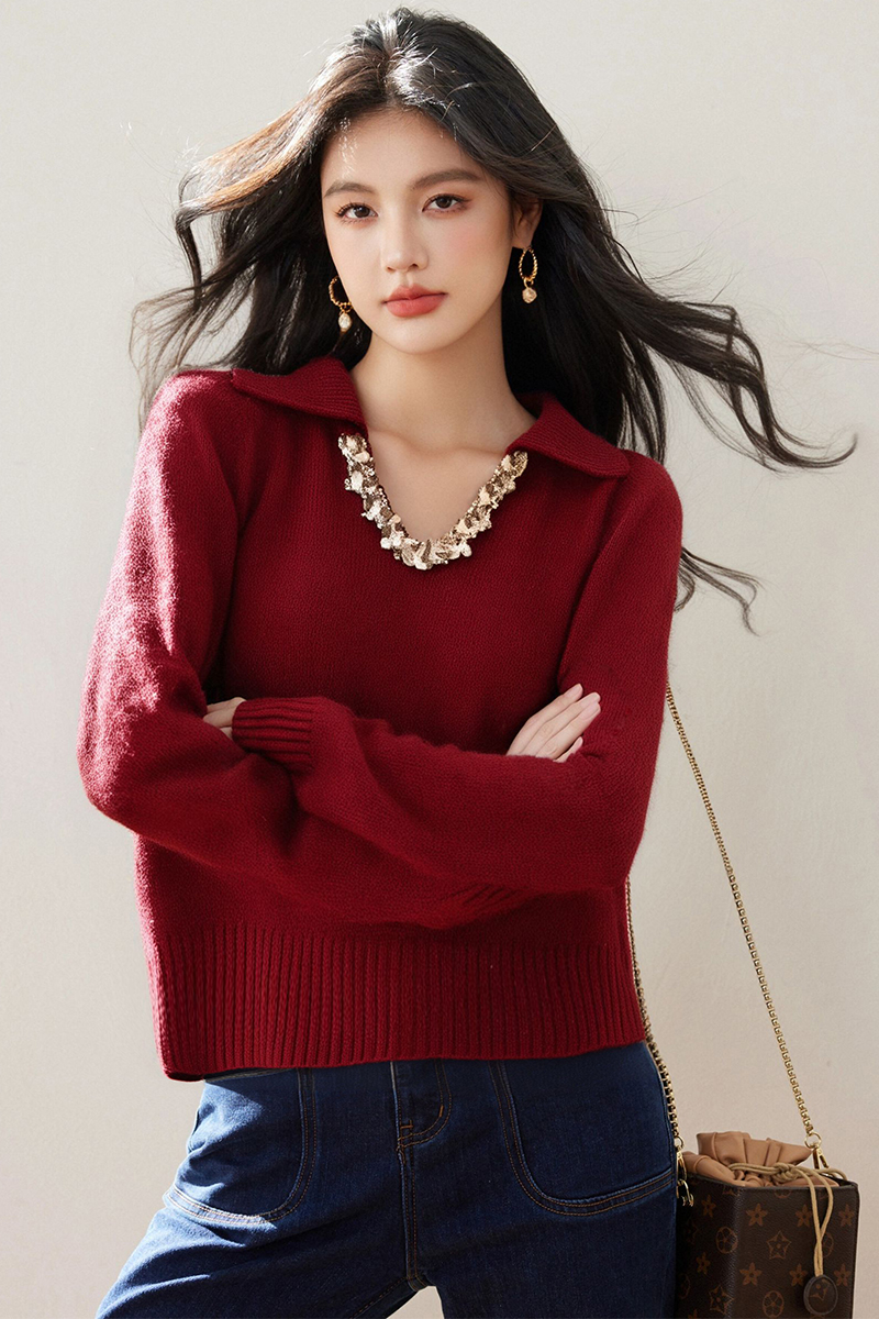 Sequins red V-neck autumn and winter sweater