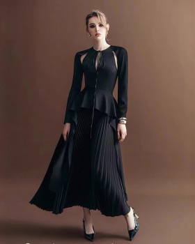 Ladies temperament autumn dress hollow big skirt long dress