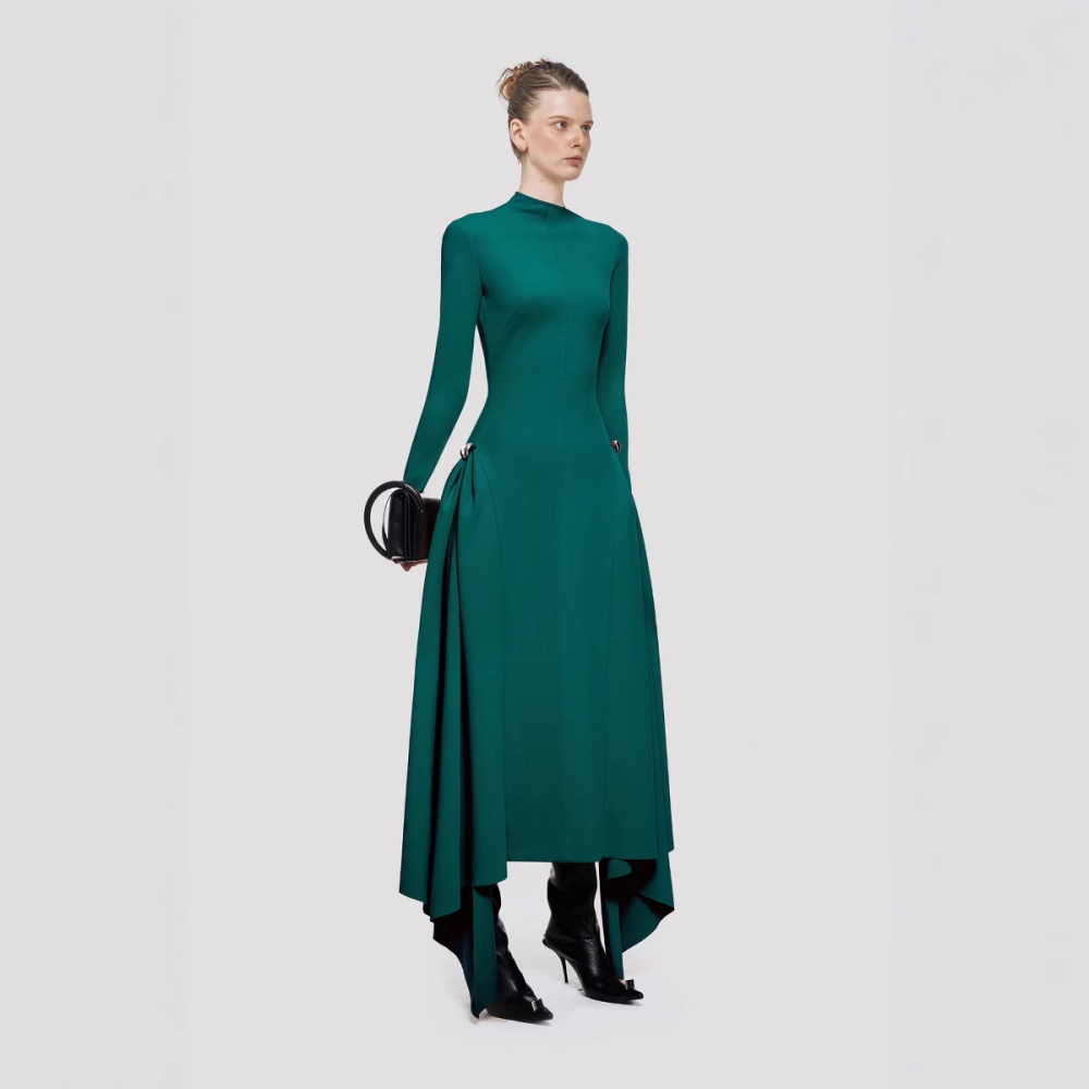 Simple autumn dress temperament big skirt long dress