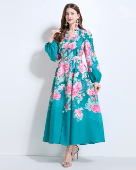 Printing lotus leaf edges lantern sleeve V-neck flax dress