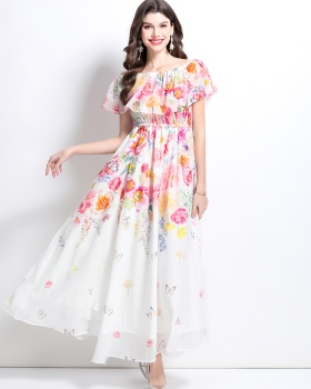 Spring flat shoulder retro long flowers dress